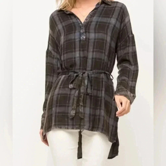 Mystree Blue & Black Plaid Half Button Hi Lo Collar Tunic Top size large - Picture 1 of 11